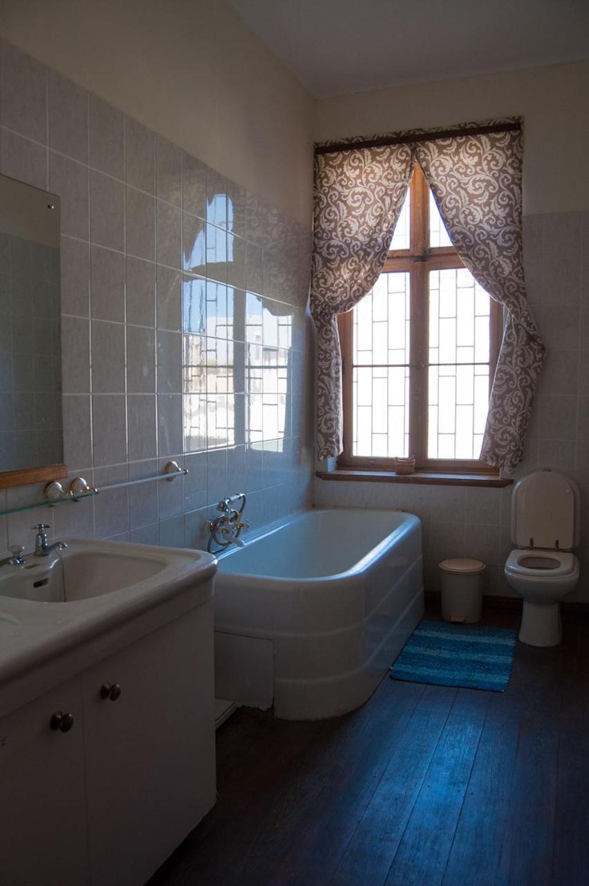 Historical Guesthouse - Self Catering Apartments Lüderitz Exteriér fotografie